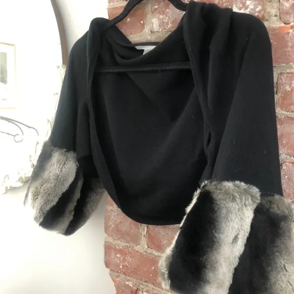 Harrison Morgan Genuine beautiful softest Fur, Cashmere Shrug , shawl, sweater