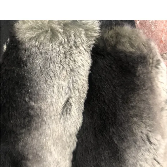 Harrison Morgan Genuine beautiful softest Fur, Cashmere Shrug , shawl, sweater