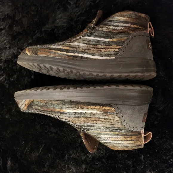 Hey Dude Brown and Gray Ankle Boots with Casual Design