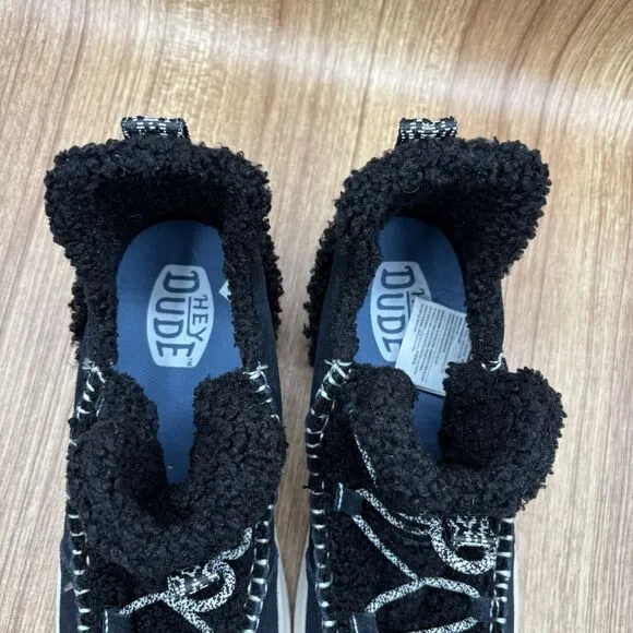 Hey Dude Camden Suede Cozy Women's Casual Boots Black Size 9 RARE NEW