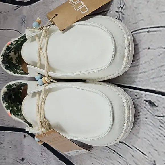 Hey Dude Wendy Fringe Women's Salt Sip On Comfort Shoes Size 11