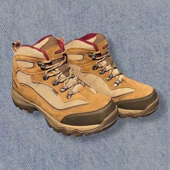 Hi-Tec Skamania Waterproof Women’s Tan Hiking Boots - Size 7.5