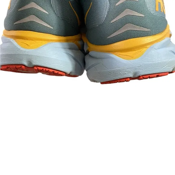 HOKA ONE ONE Men's Clifton 8 Running Shoes
