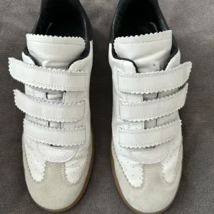 Isabel Marant - Beth Sneaker - Black and White - size 41 (9.5-10)