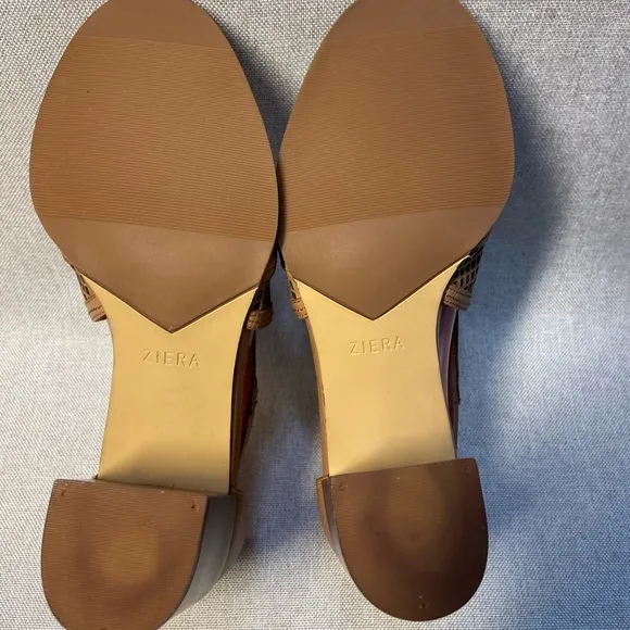 JEDDA ZIERA Pillow Walk Women’s  Tan Leather Sandals.          Size 8-8,…