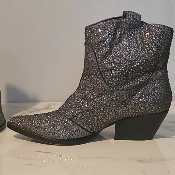 Jessica Simpson Tamira Crystal Glitter Embellished Western Ankle Boots Wmns 8.5