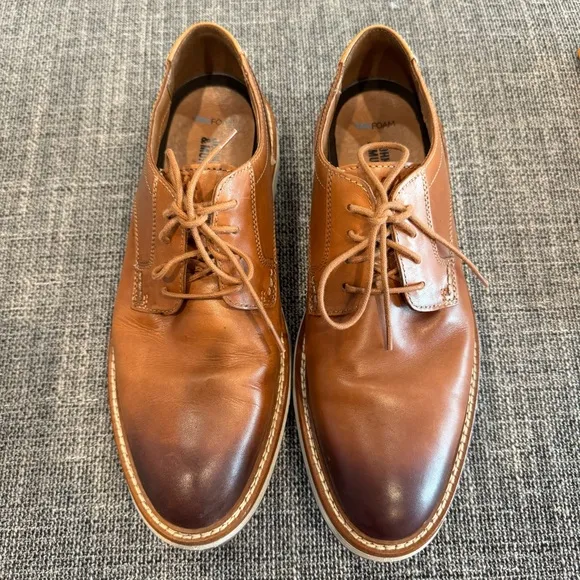 Johnston &amp; Murphy Trufoam- Men's Tan Leather Dress Shoes - size 10