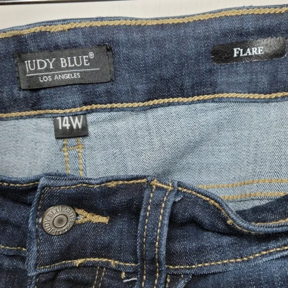 Judy Blue Lily High Rise Hem Flare Plus Jeans Size 14W