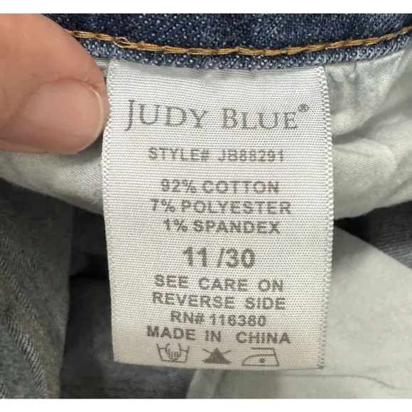 JUDY BLUE Wide Leg Cropped Jeans High Rise Raw Hem Baggy Womens 11/30