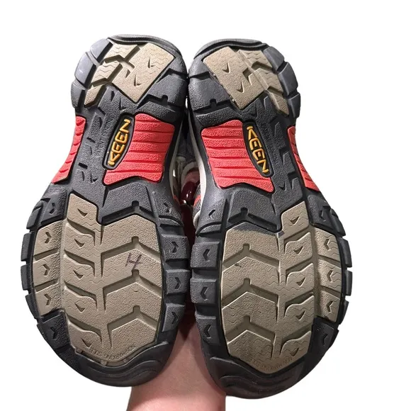 Keen 1010955 Newport H2 Women’s Hiking Sandals Waterproof magnet hot coral
