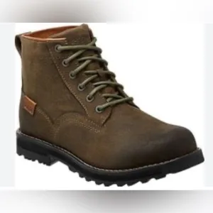 Keen Chukka Boots