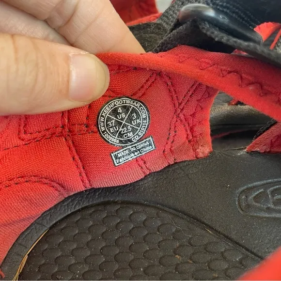 Keen Kids Black And Red Seacamp Closed Toe Waterproof Sandals