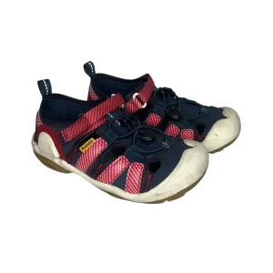Keen Knotch Creek Sandals Waterproof Outdoor Shoes Girls Boys Size 13
