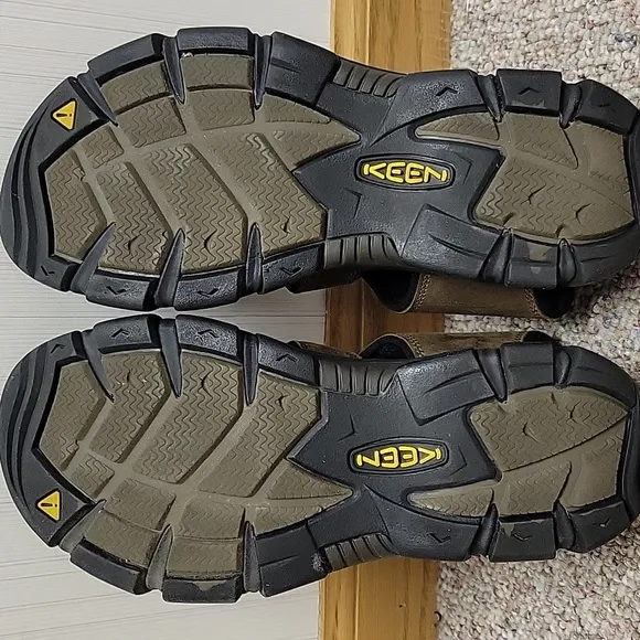 Keen Mens Daytona II  Leather Sandals 10.5 Brown Leather Waterproof Worn Once