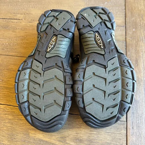KEEN Mens Newport H2 Sandals Size 9.5 EU 42.5 Waterproof Hiking Shoes NEW Green