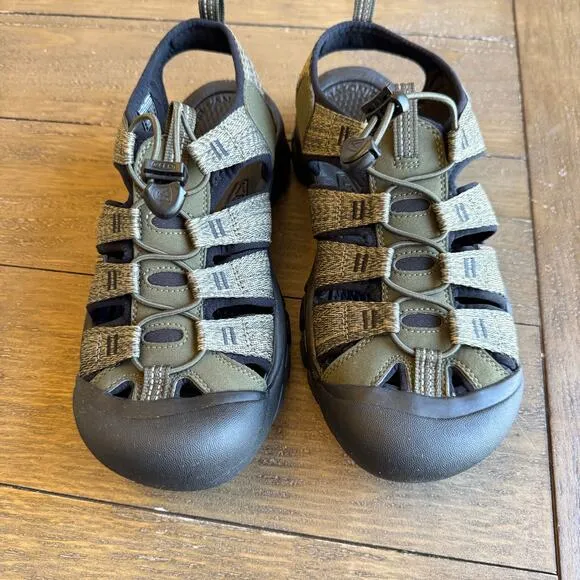 KEEN Mens Newport H2 Sandals Size 9.5 EU 42.5 Waterproof Hiking Shoes NEW Green