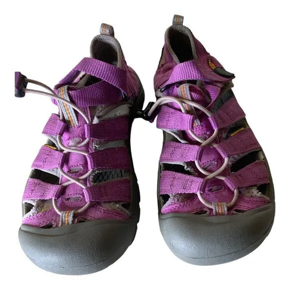 Keen Newport Girls Size 5 Hiking Walking Water Sandals Pink Waterproof Shoes