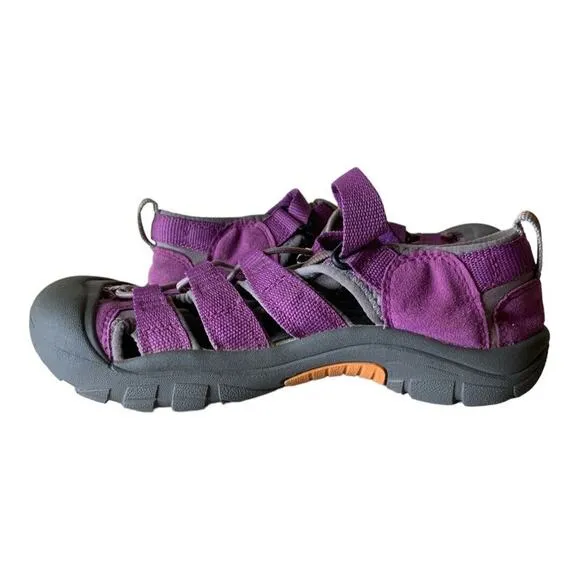 Keen Newport Girls Size 5 Hiking Walking Water Sandals Pink Waterproof Shoes