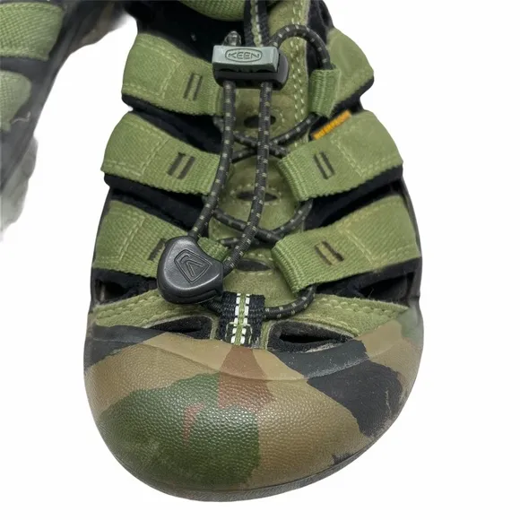 Keen Newport H2 Sport Green Camo Waterproof Sandals Size 6