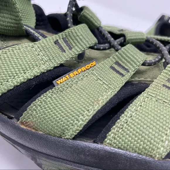 Keen Newport H2 Sport Green Camo Waterproof Sandals Size 6