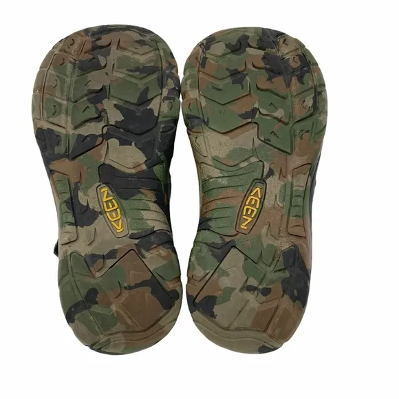 Keen Newport H2 Sport Green Camo Waterproof Sandals Size 6