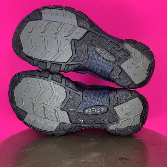 Keen Newport H2 Waterproof Navy Blue Sandals Sz 8.5