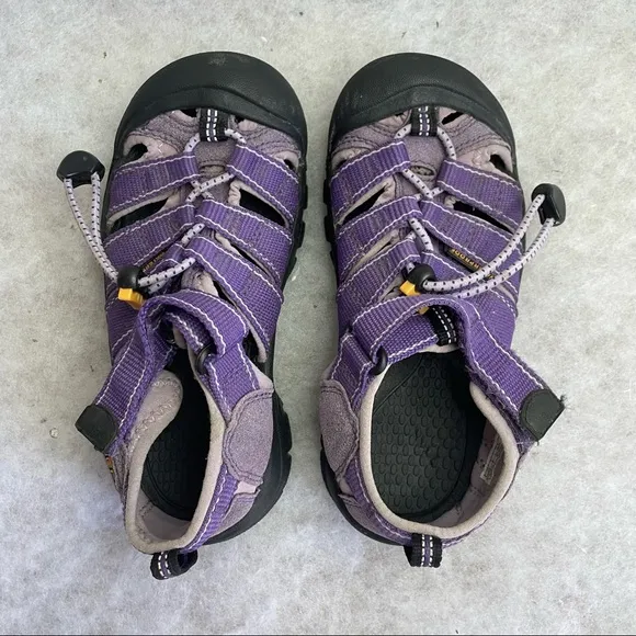Keen Newport H2 Waterproof Sandals Purple Youth Girls Size 13
