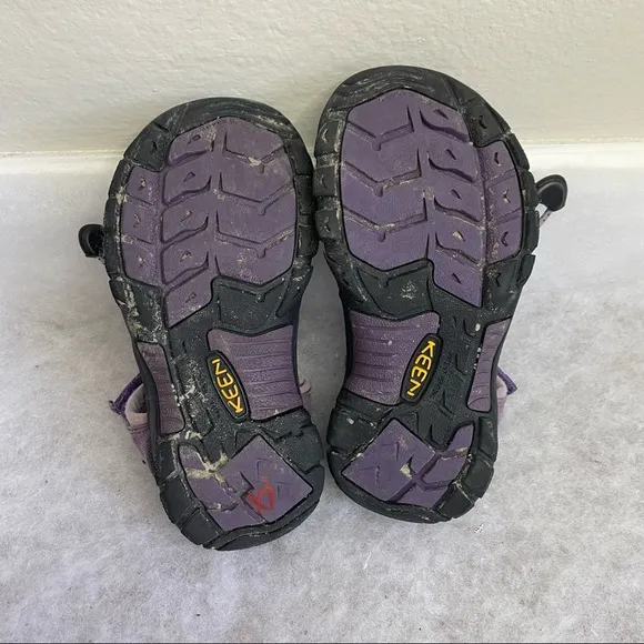 Keen Newport H2 Waterproof Sandals Purple Youth Girls Size 13