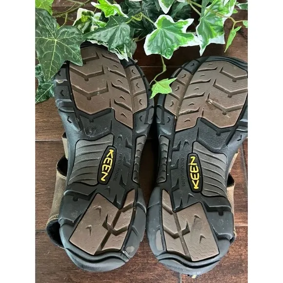 Keen Newport men's brown leather waterproof sandals size 12