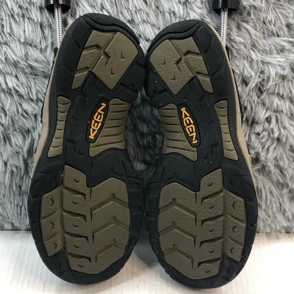 KEEN Sandals Men 10 Newport H2 Sport 1001906 Waterproof Black Green Stone Hiking