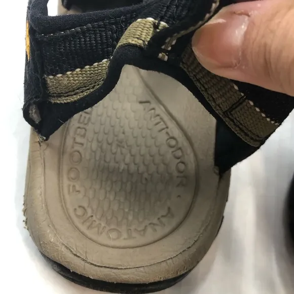 KEEN Sandals Men 10 Newport H2 Sport 1001906 Waterproof Black Green Stone Hiking