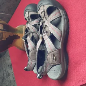 KEEN SANDALS WATERPROOF