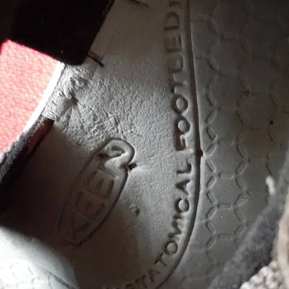 KEEN SANDALS WATERPROOF