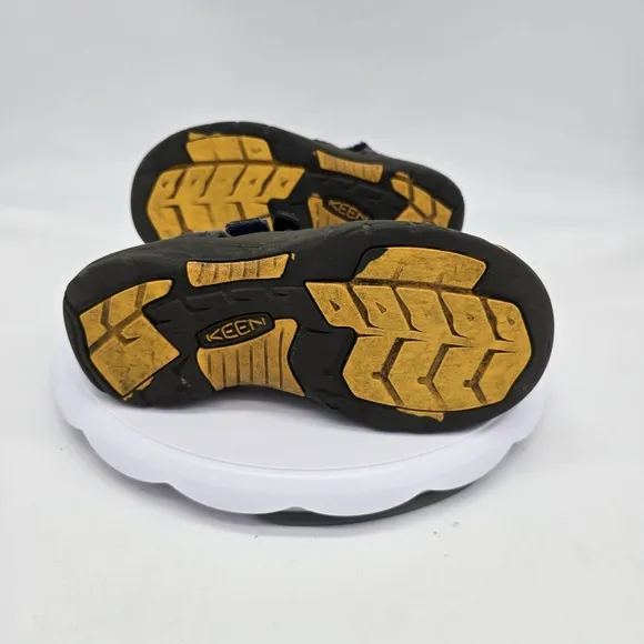 Keen Shoes Boys 3 Waterproof Sandals Big Kid Blue Washable Outdoor Hiking