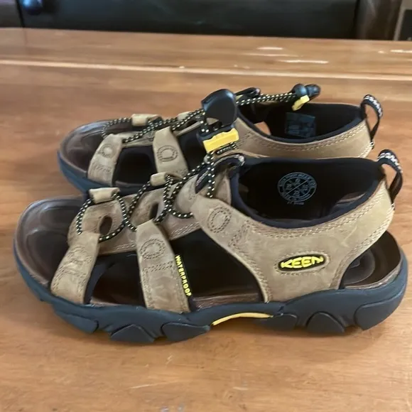Keen Waterproof Sandals Size 6