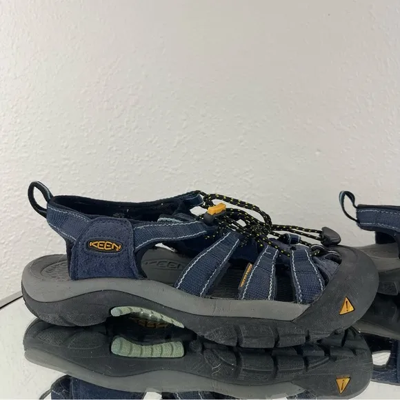 KEEN Womens Navy Blue Dream Black Newport H2 Waterproof Outdoor Hiking Sandals
