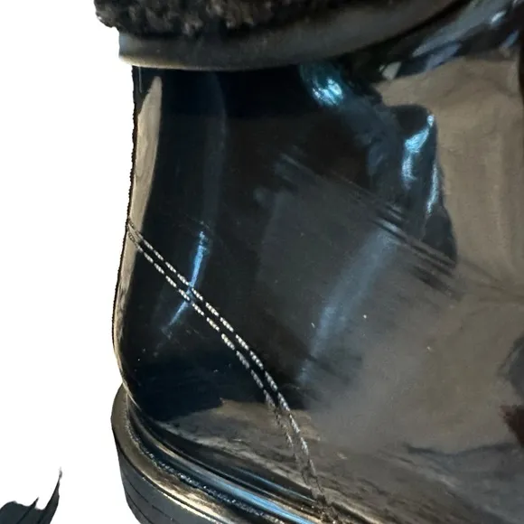 Kenneth Cole Reaction | Black Rain Lace Up Cozy Lug Sole Rain Boots Size 9