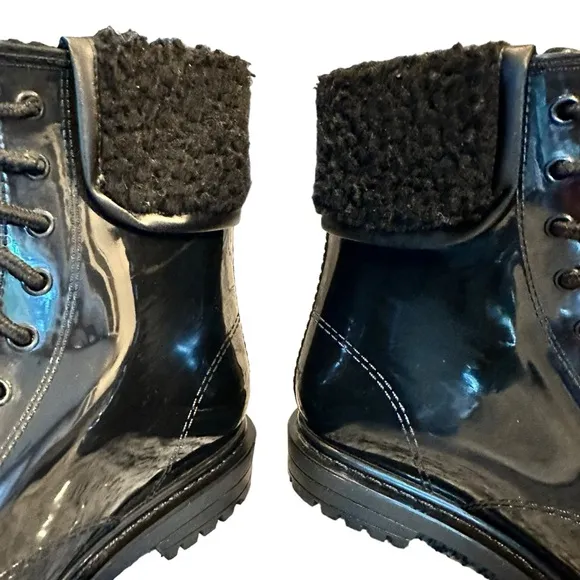 Kenneth Cole Reaction | Black Rain Lace Up Cozy Lug Sole Rain Boots Size 9