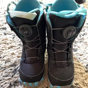 Kids' Burton Grom BOA® Snowboard Boots size 2