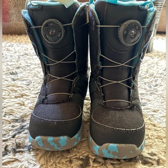 Kids' Burton Grom BOA® Snowboard Boots size 2