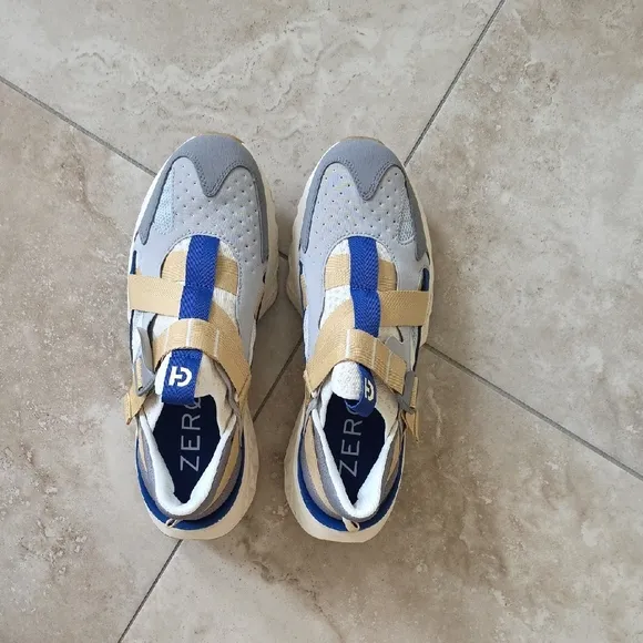Kids' Gray and Blue Athletic Shoes