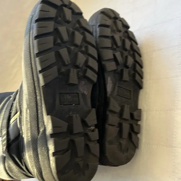 Kids' LL Bean Northwoods Boots size 4