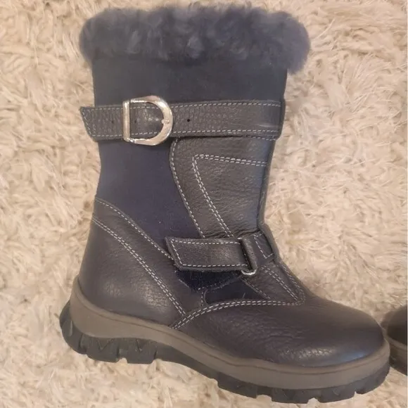 𝅺kids winter boots size 27 (10) NWT