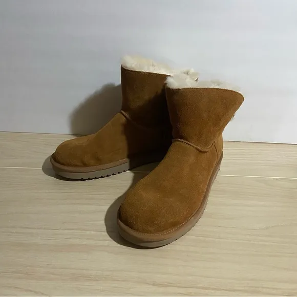 Koolaburra by UGG Remley Ankle Boot Faux Fur Lined Brown Sz 10 Warm Cozy Comfy