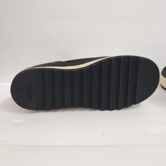 KOOLABURRA by UGG Zip up black suede boots women's size 10.NEW!! 🔥 NWT