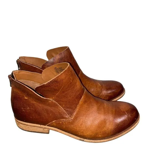 Kork Ease Ryder distressed leather ankle boots women’s 10M boho minimalist