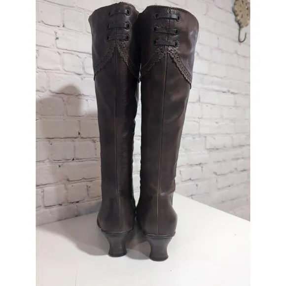 La Canadienne Tahra Mid Calf Brown Leather Kitten Heel Boots Women 8 Victorian
