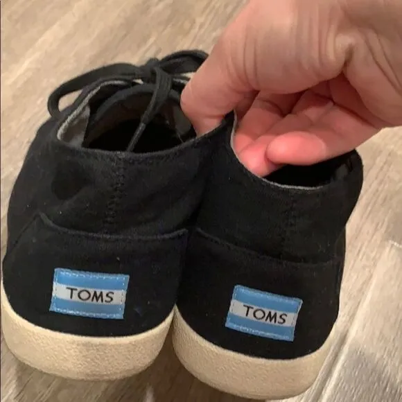 🎉last deal 🎉Men’s Toms shoes 👟