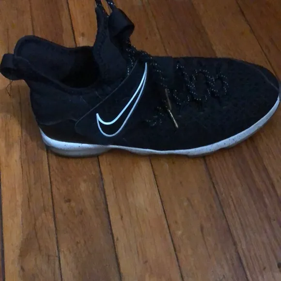LeBron 14 BG 'Black Ice' basketball shoes