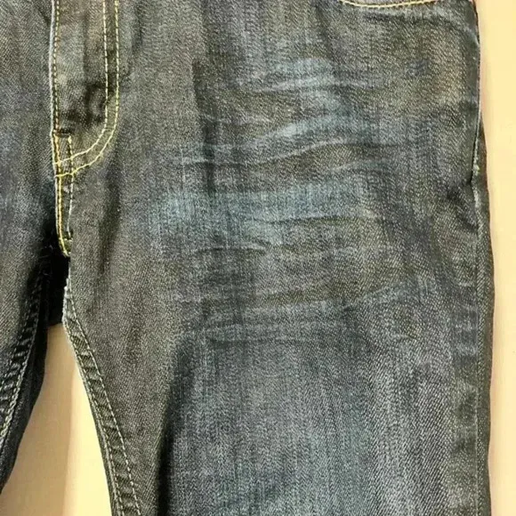 Levi’s 517 Women’s Distressed Cut-Off Denim Capris, Size W28 L32 - Vintage Y2K